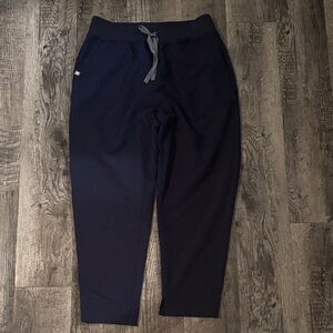 Figs Alva Tapered Scrub Pants - Navy Blue - Size Medium Petite - New with Tags